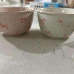 Set of Pink and White Bow Patterned Bowls